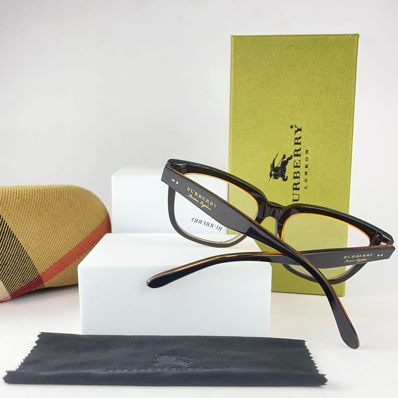 BURBERRY EYEWEAR