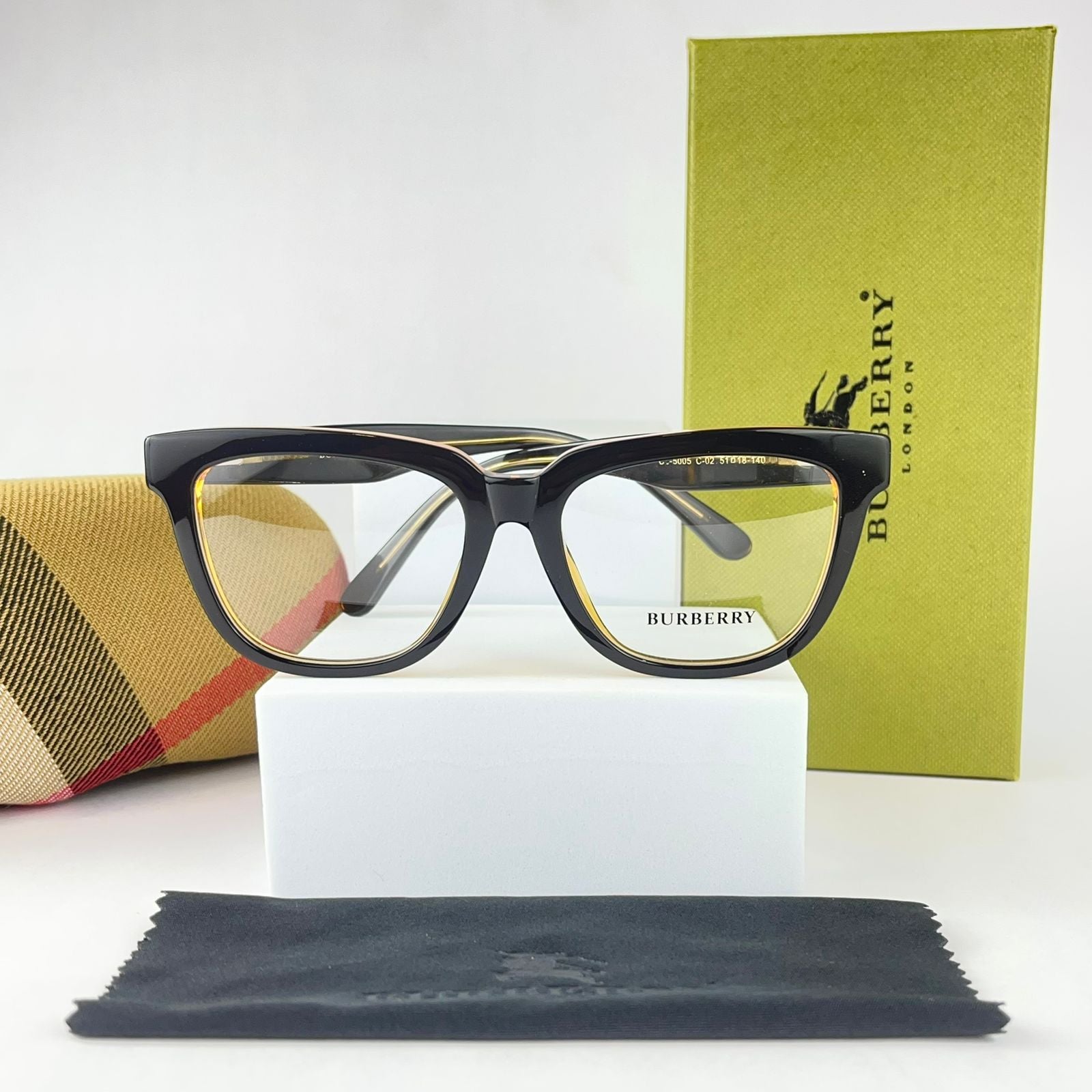 BURBERRY EYEWEAR