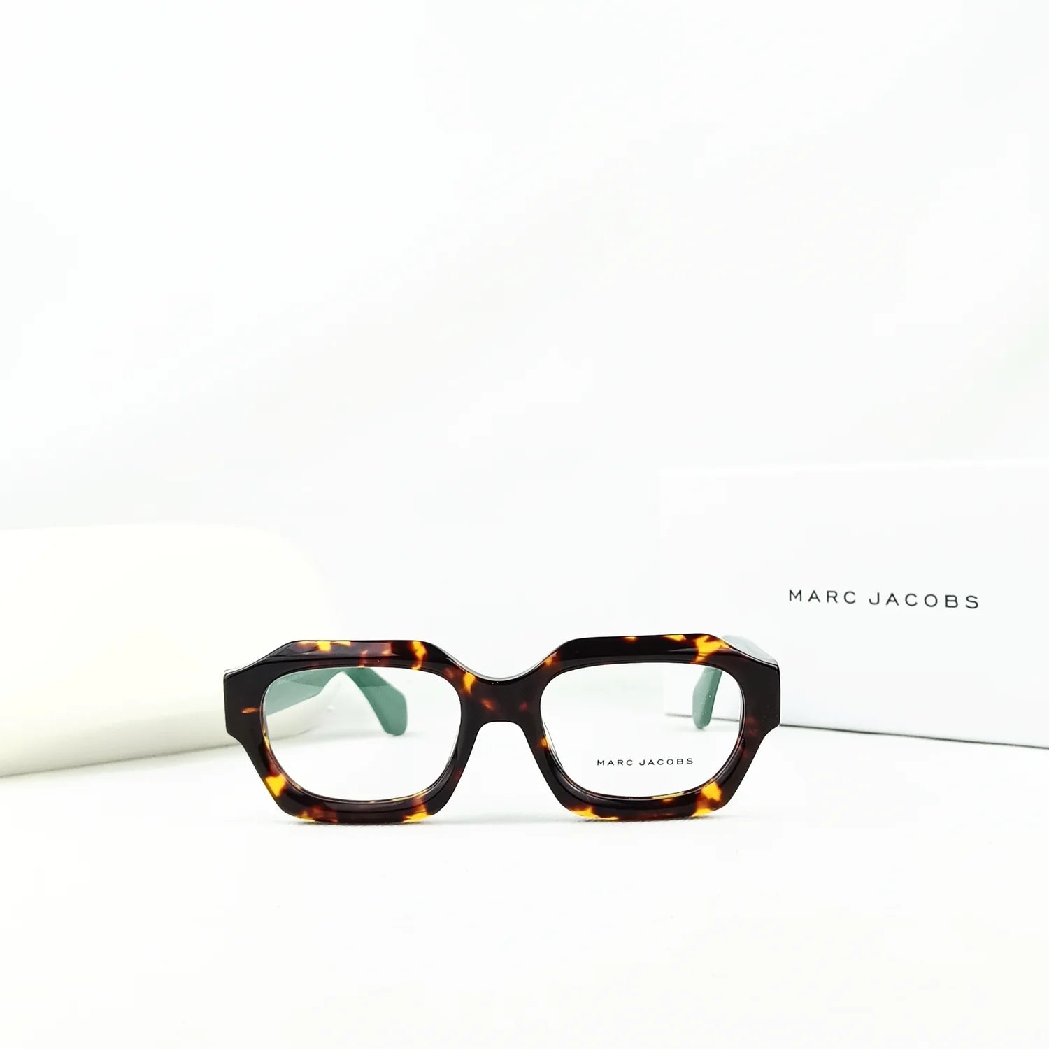 MARC JACOBS EYEWEAR