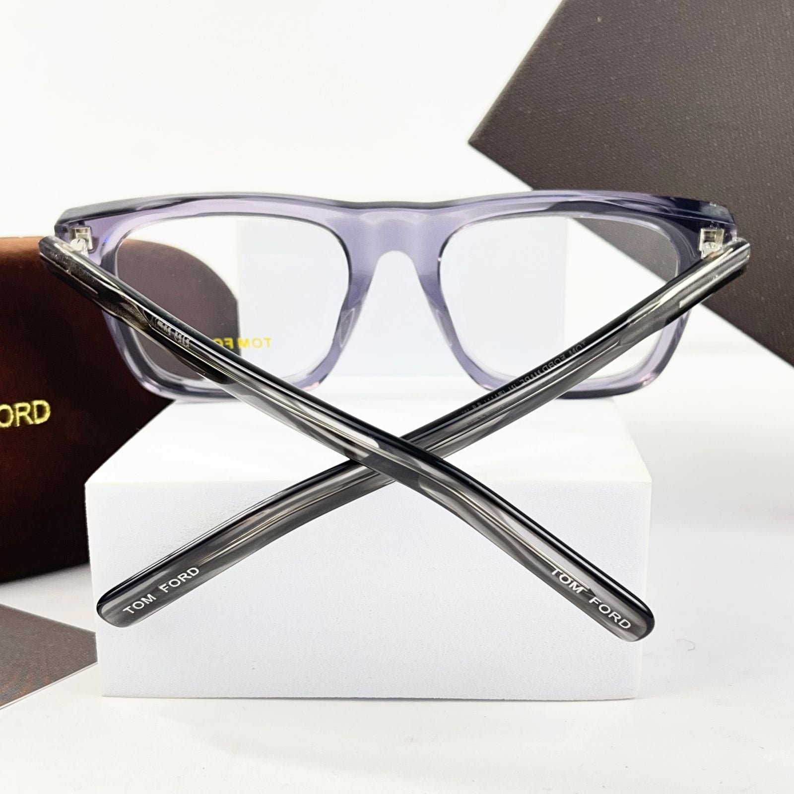 TOM FORD EYEWEAR