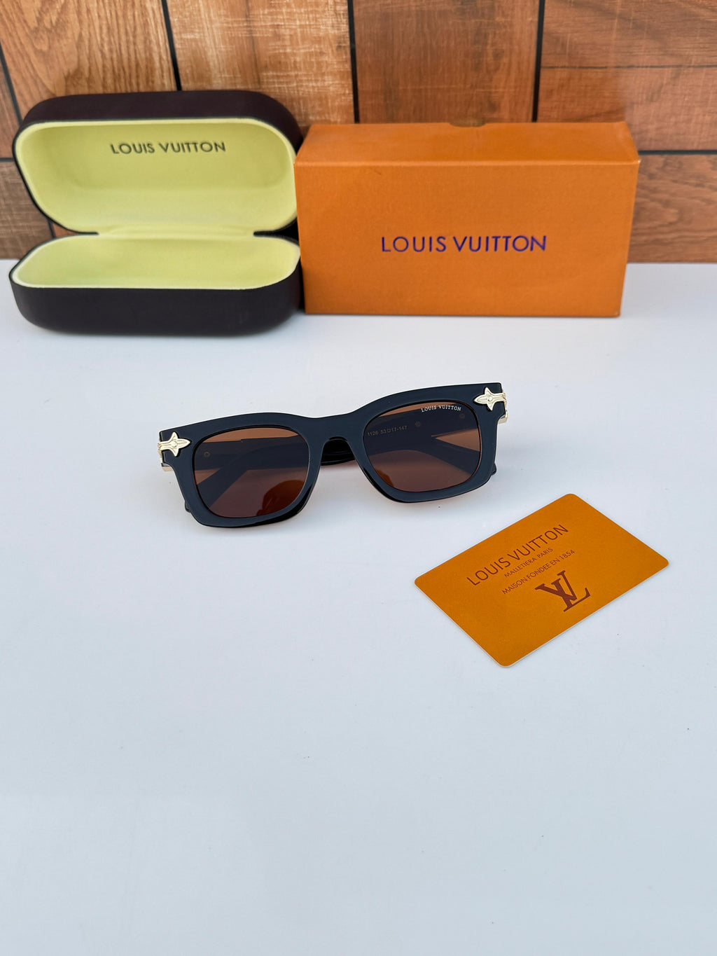 LV LUXURY SUNGLASSES