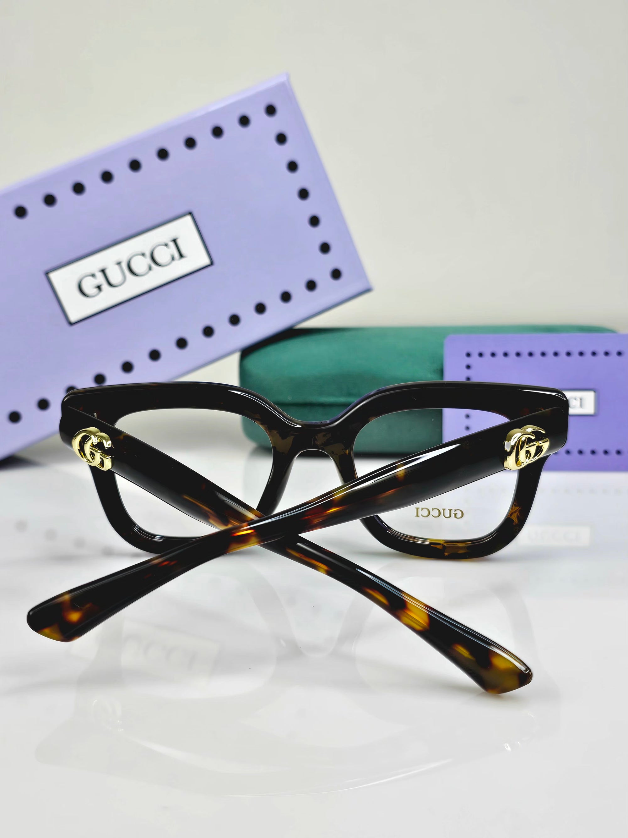 GUCCI EYEWEAR