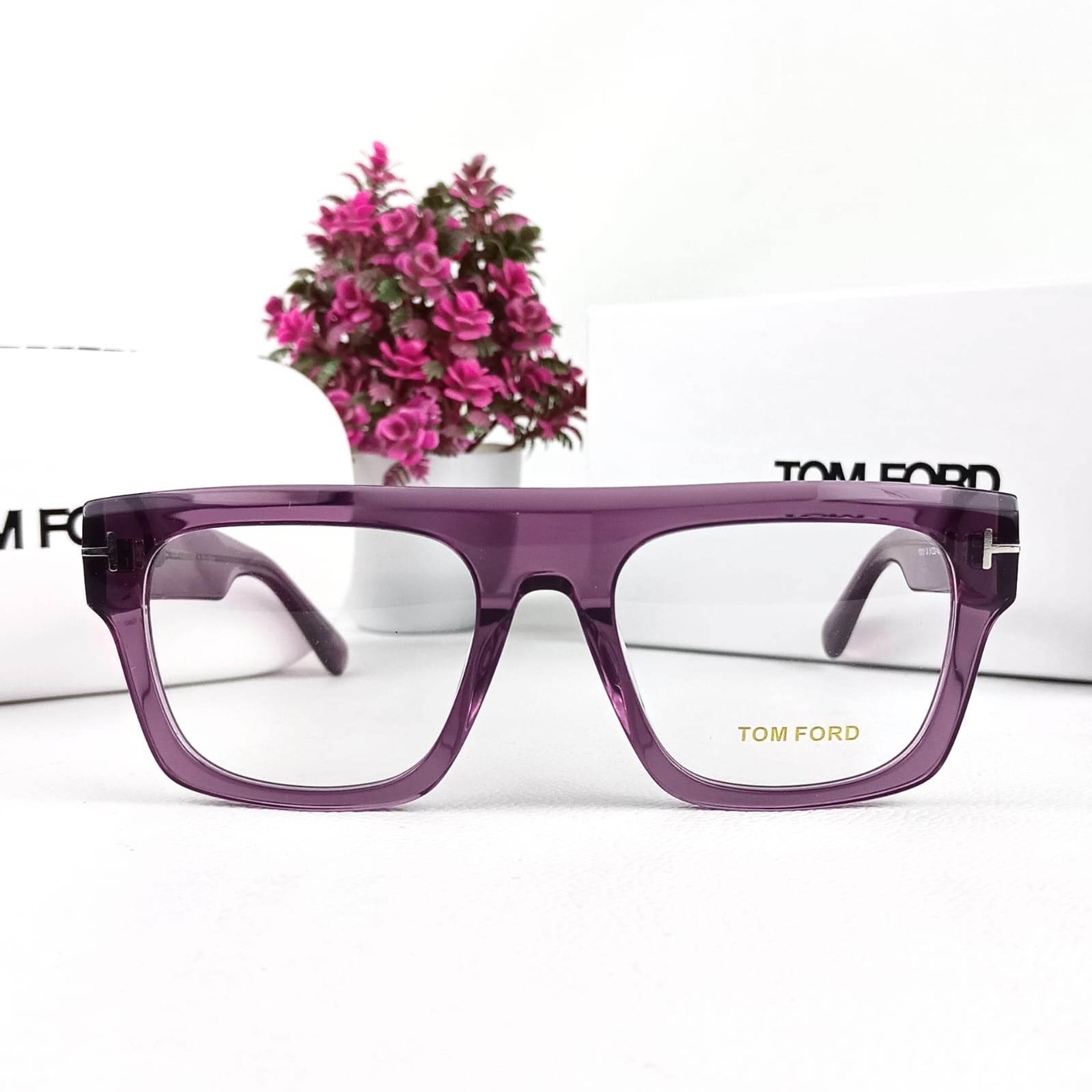TOM FORD EYEWEAR