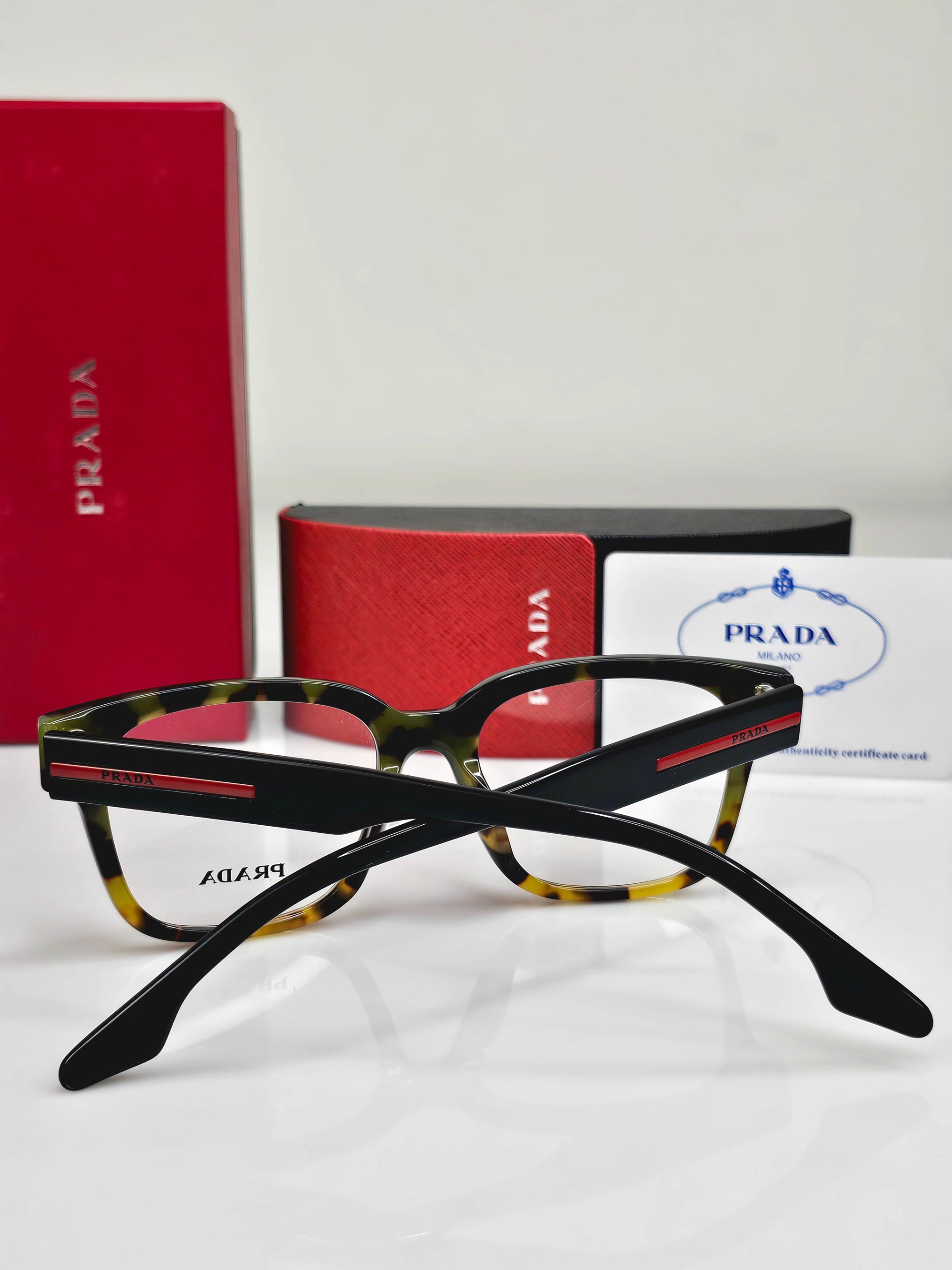 PRADA EYEWEAR