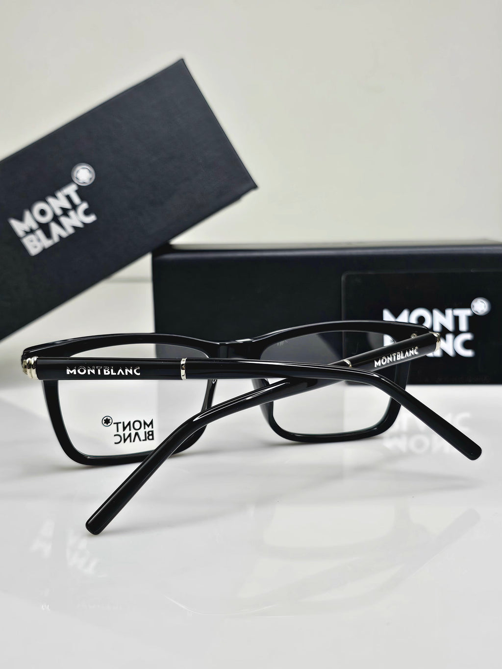 MB EYEWEAR