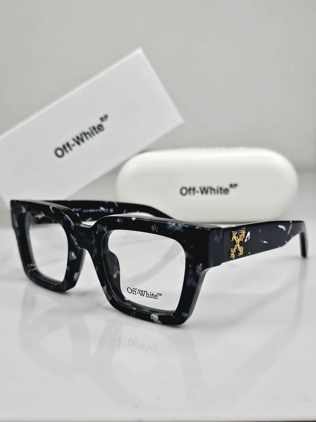 OFF WHITE LUXURY