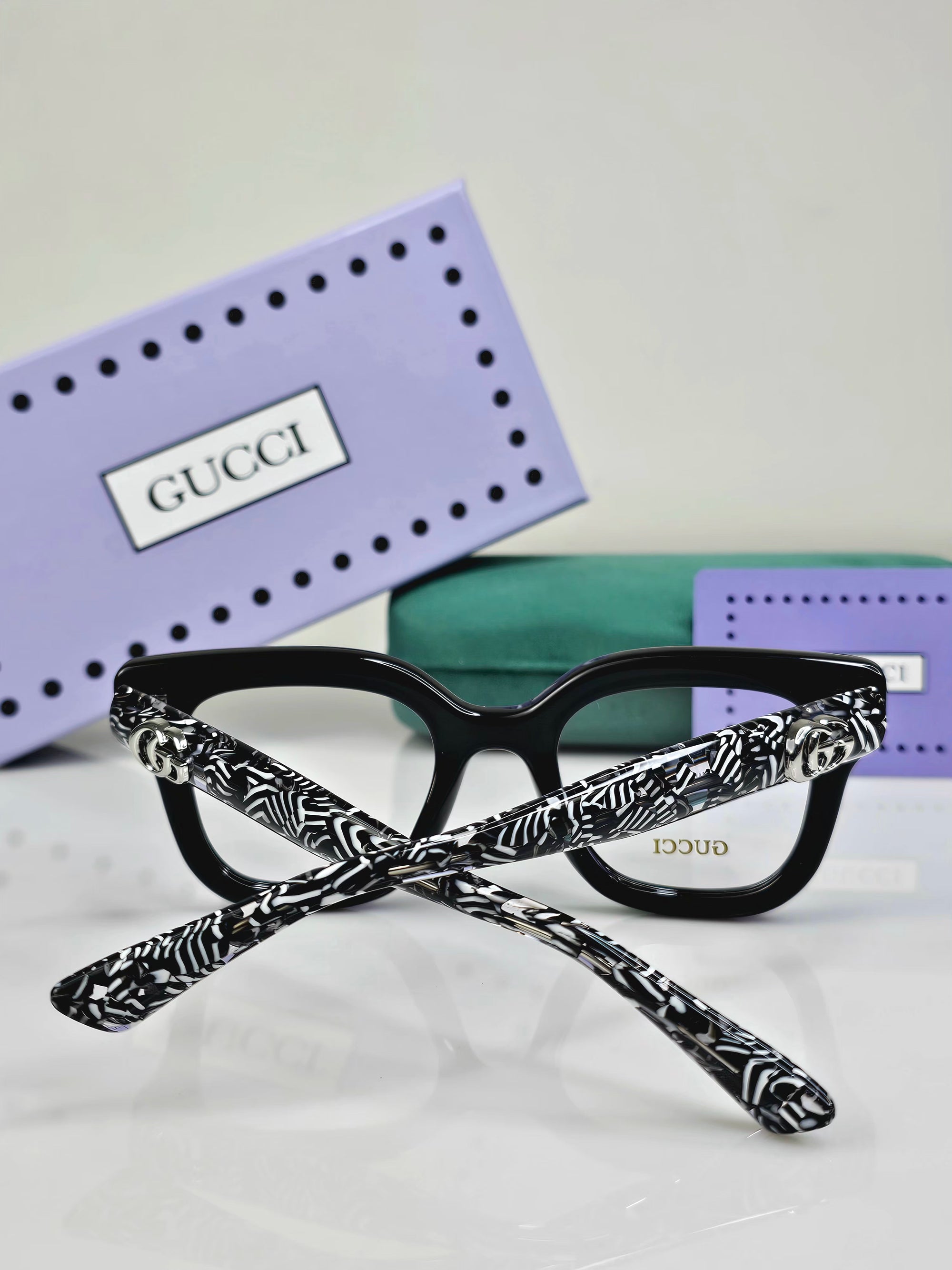 GUCCI EYEWEAR