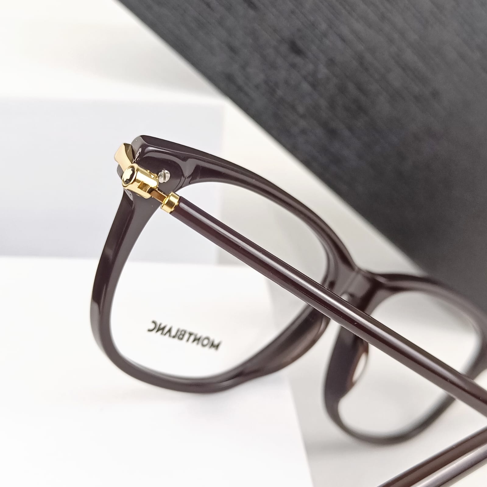 MB EYEWEAR