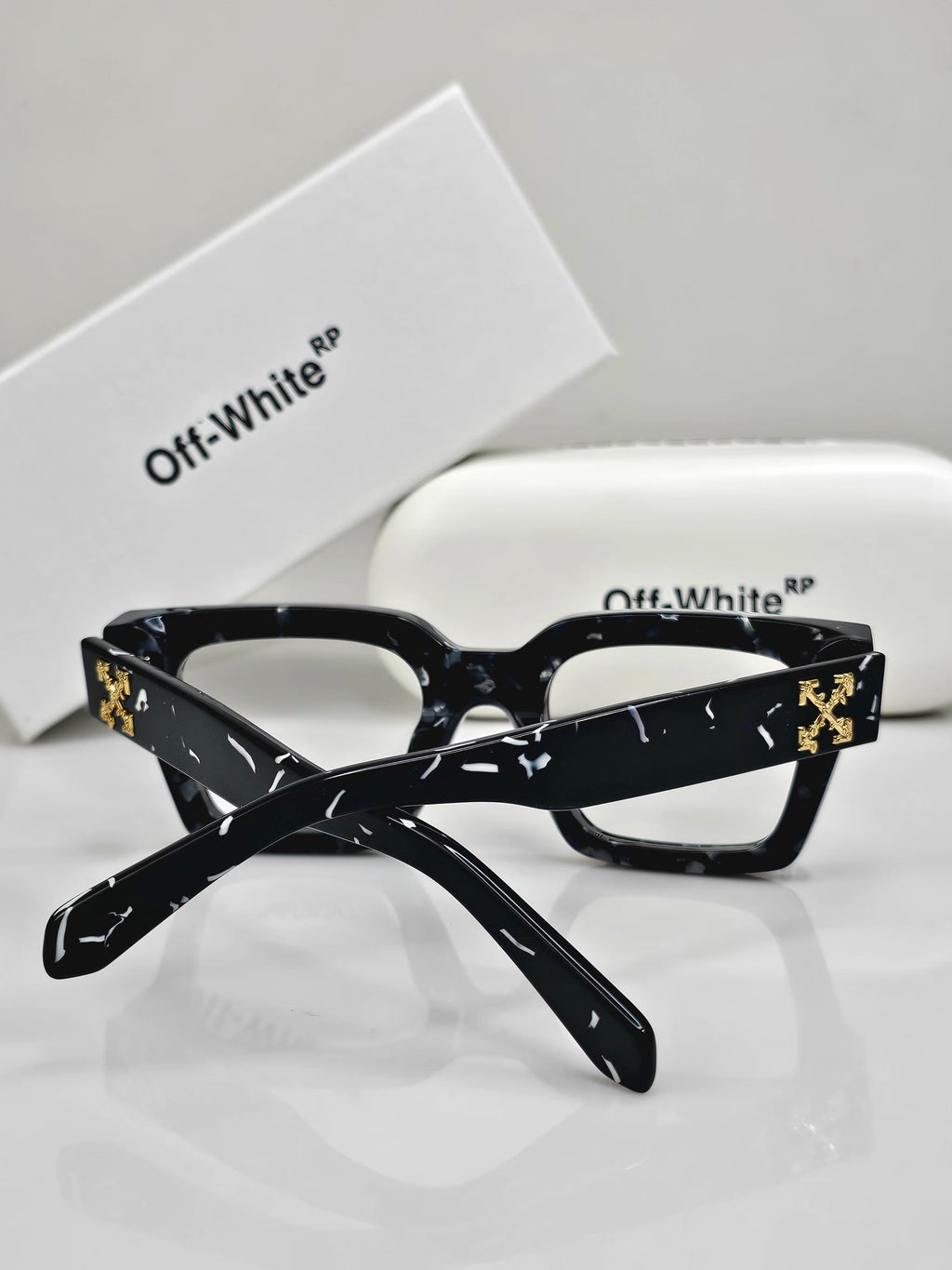 OFF WHITE LUXURY