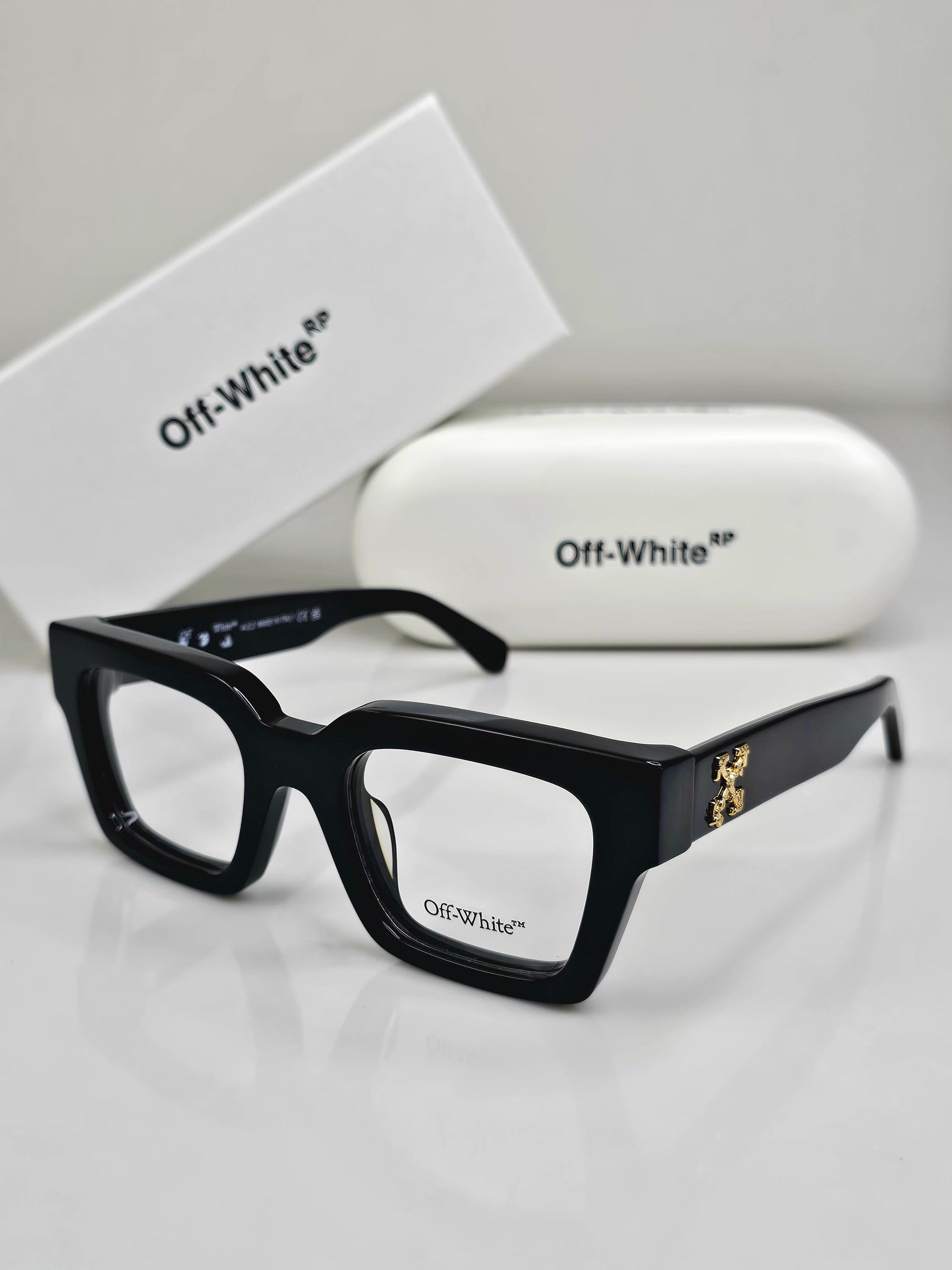 OFF WHITE LUXURY