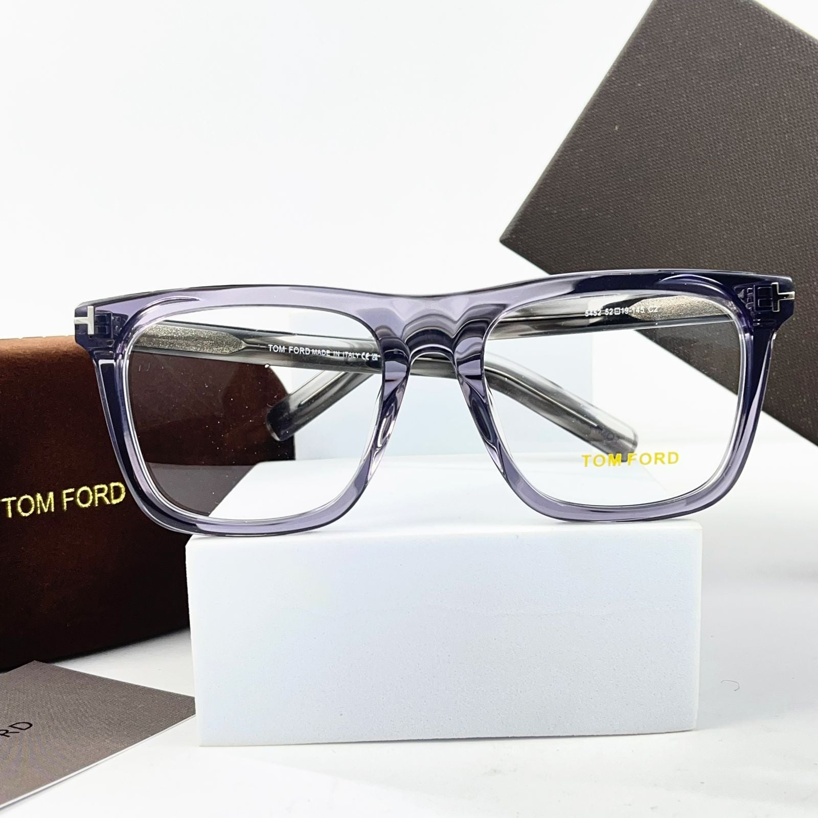 TOM FORD EYEWEAR