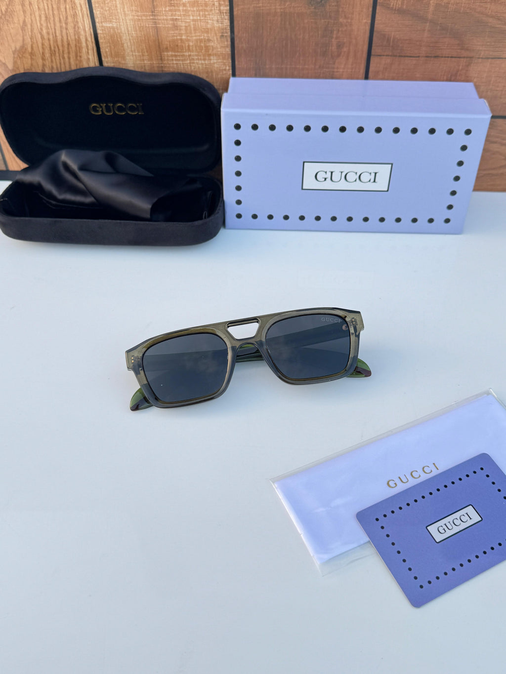 GUCCI SUNGLASSES