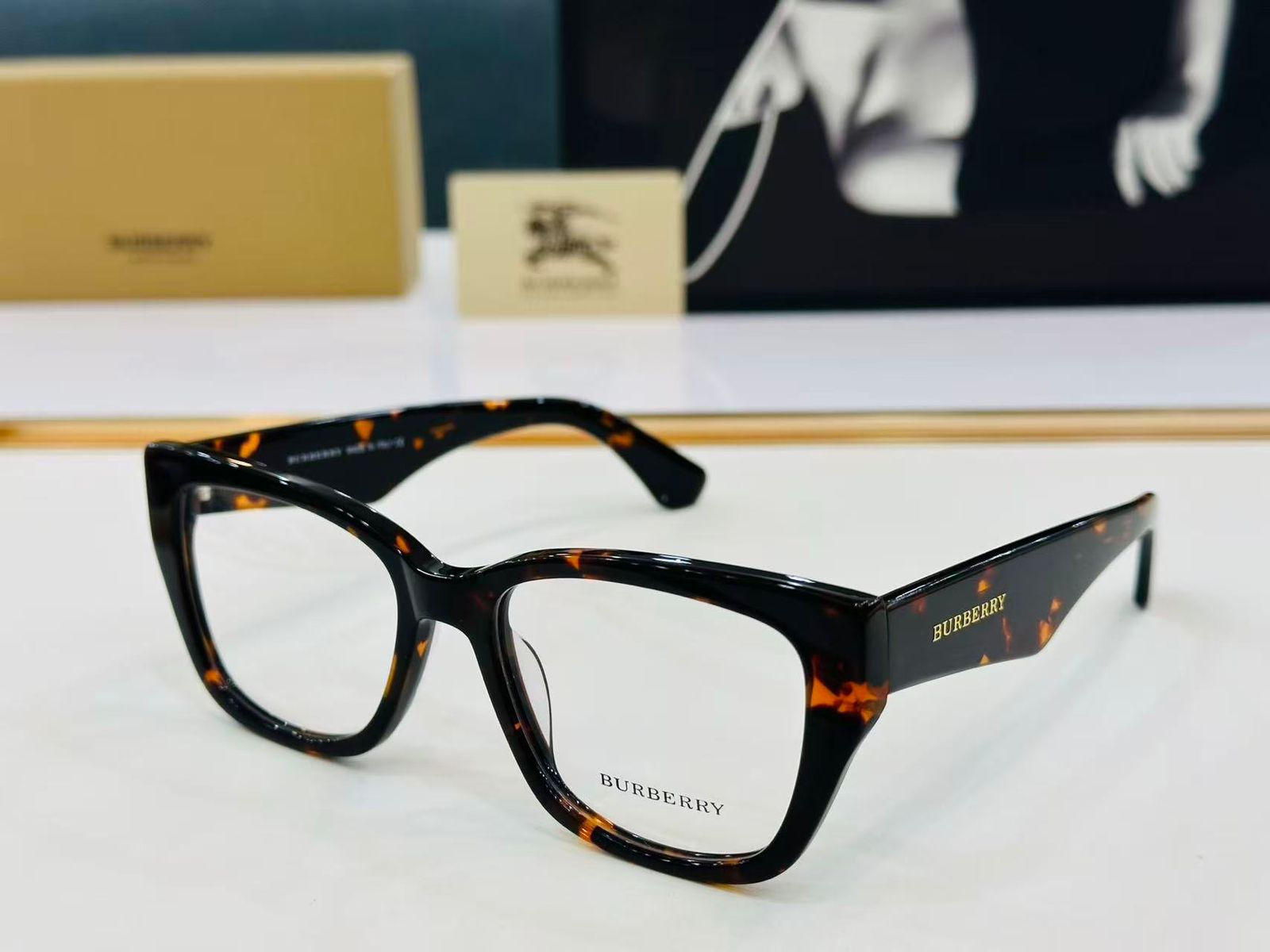 BB EYEWEAR (LIMITED EDITION)