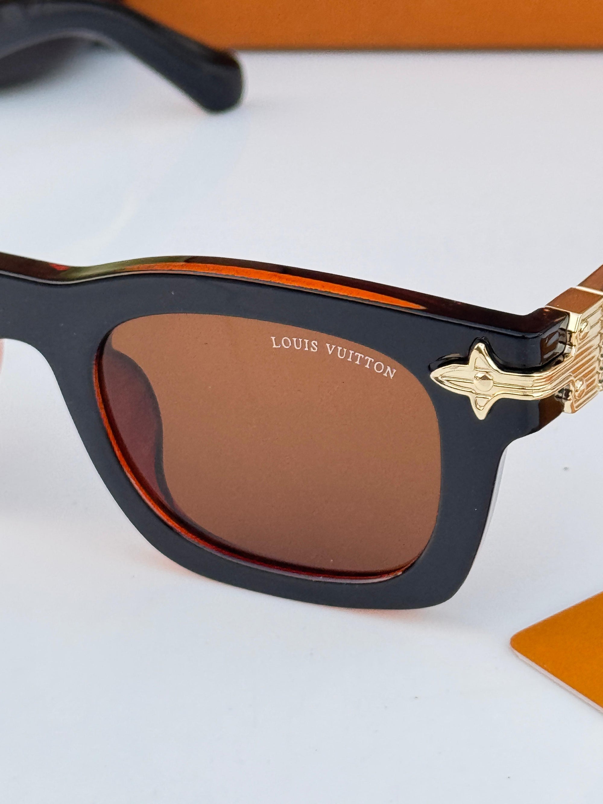 LV LUXURY SUNGLASSES