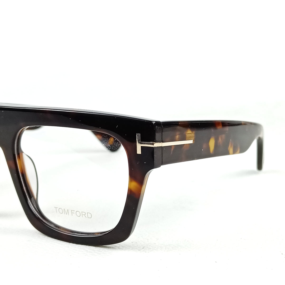 TOM FORD EYEWEAR