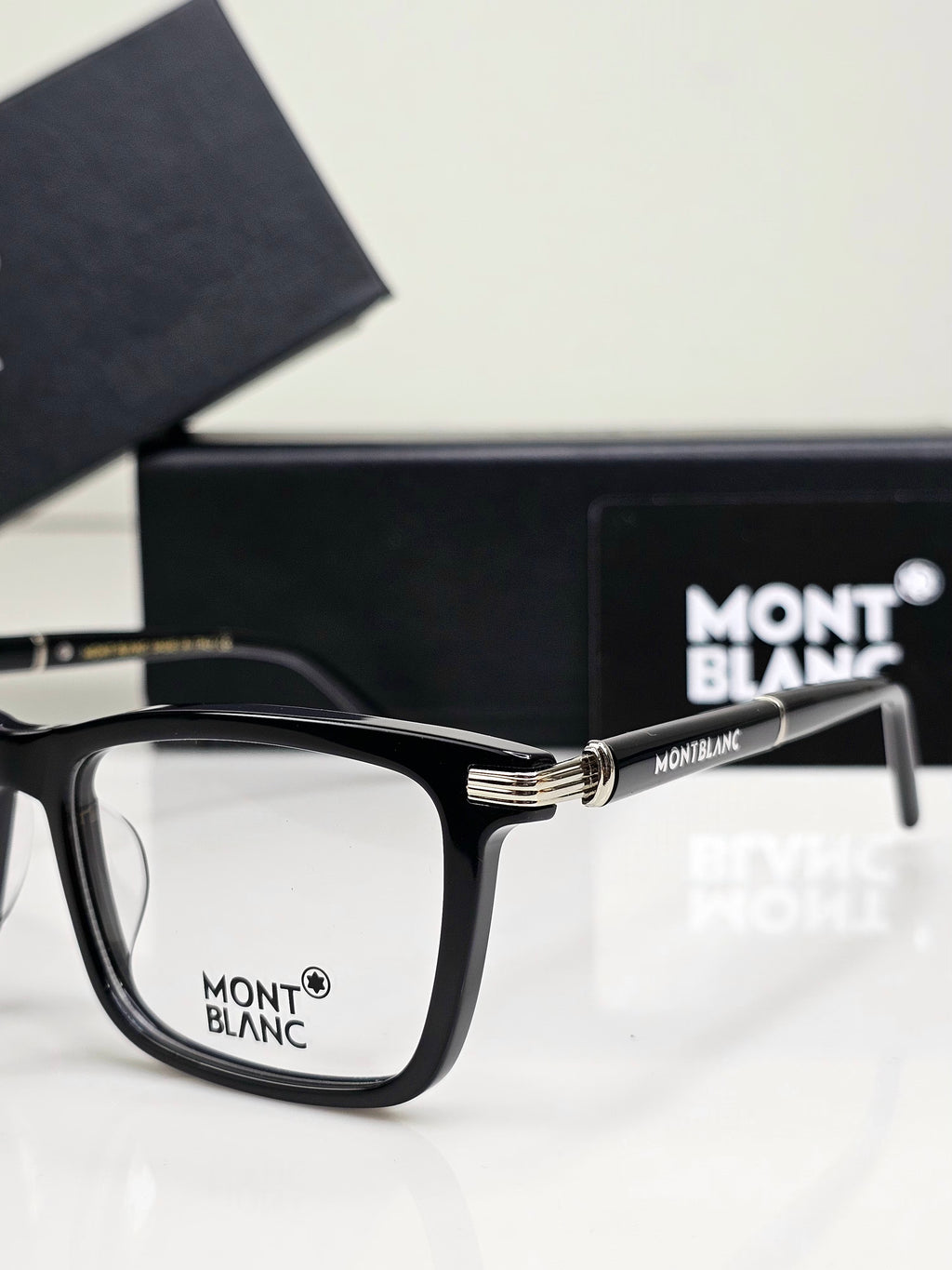 MB EYEWEAR