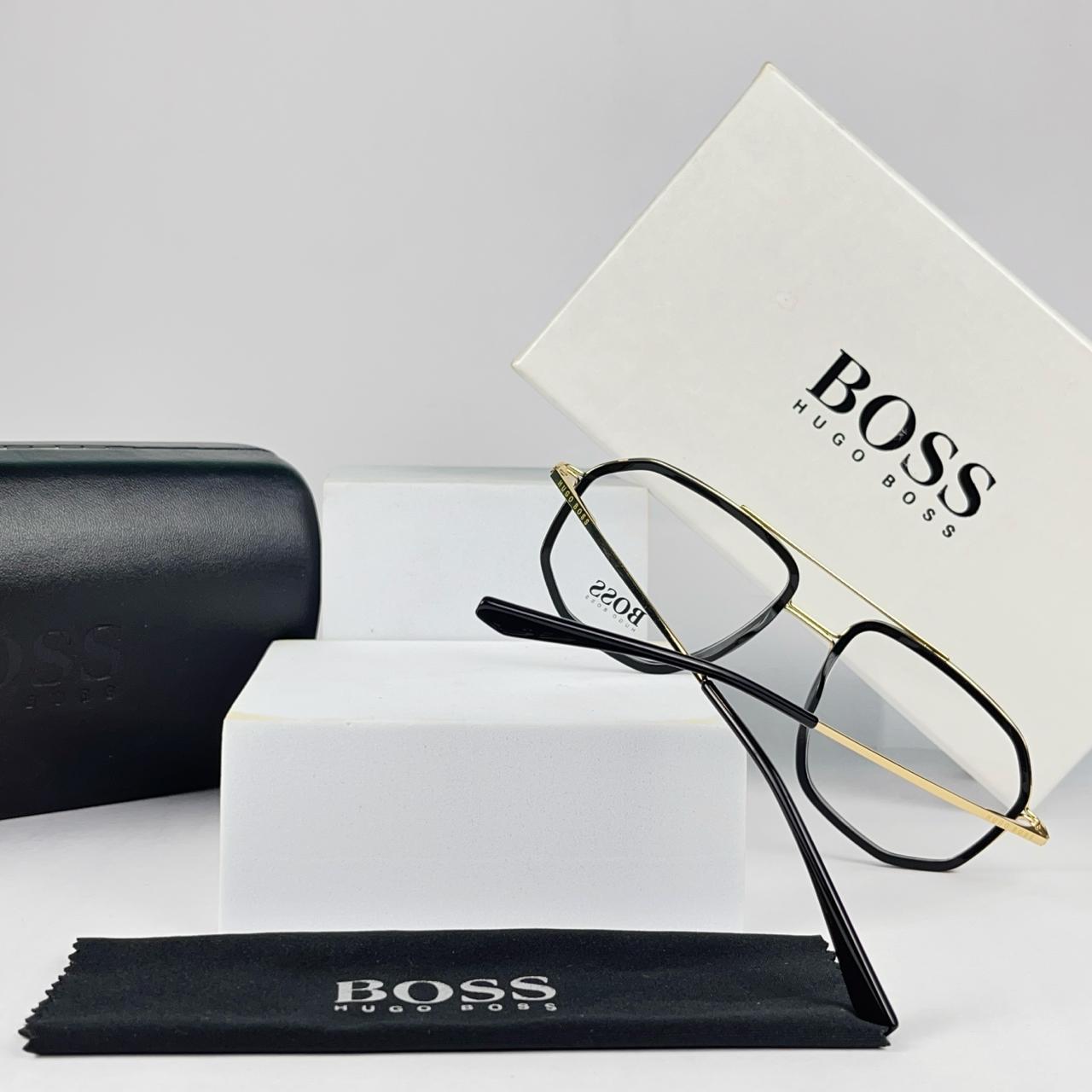 BOSS EYEWEAR