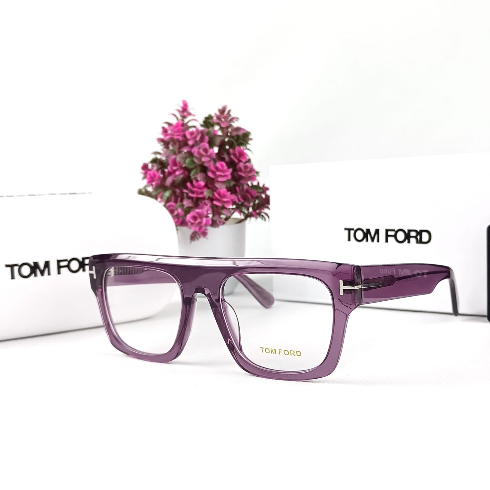 TOM FORD EYEWEAR