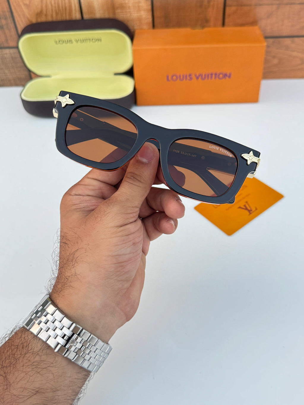 LV LUXURY SUNGLASSES