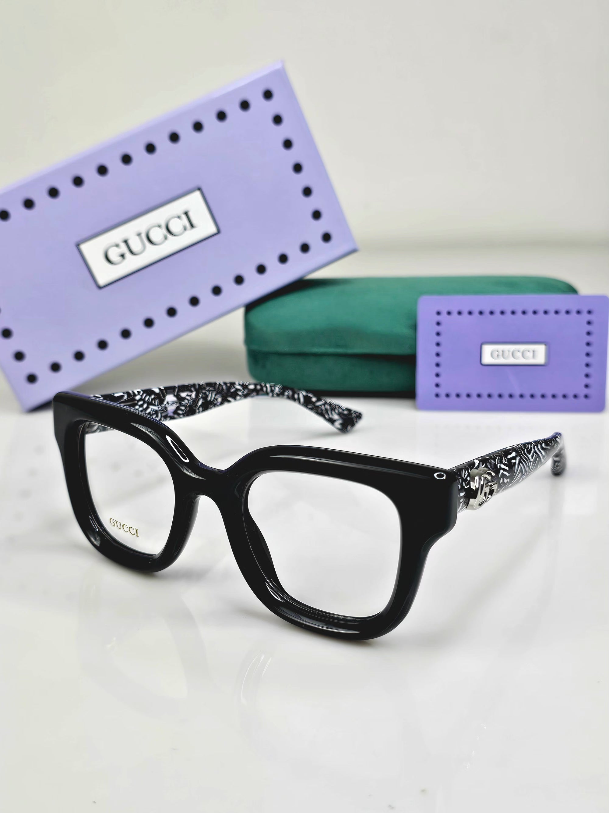 GUCCI EYEWEAR