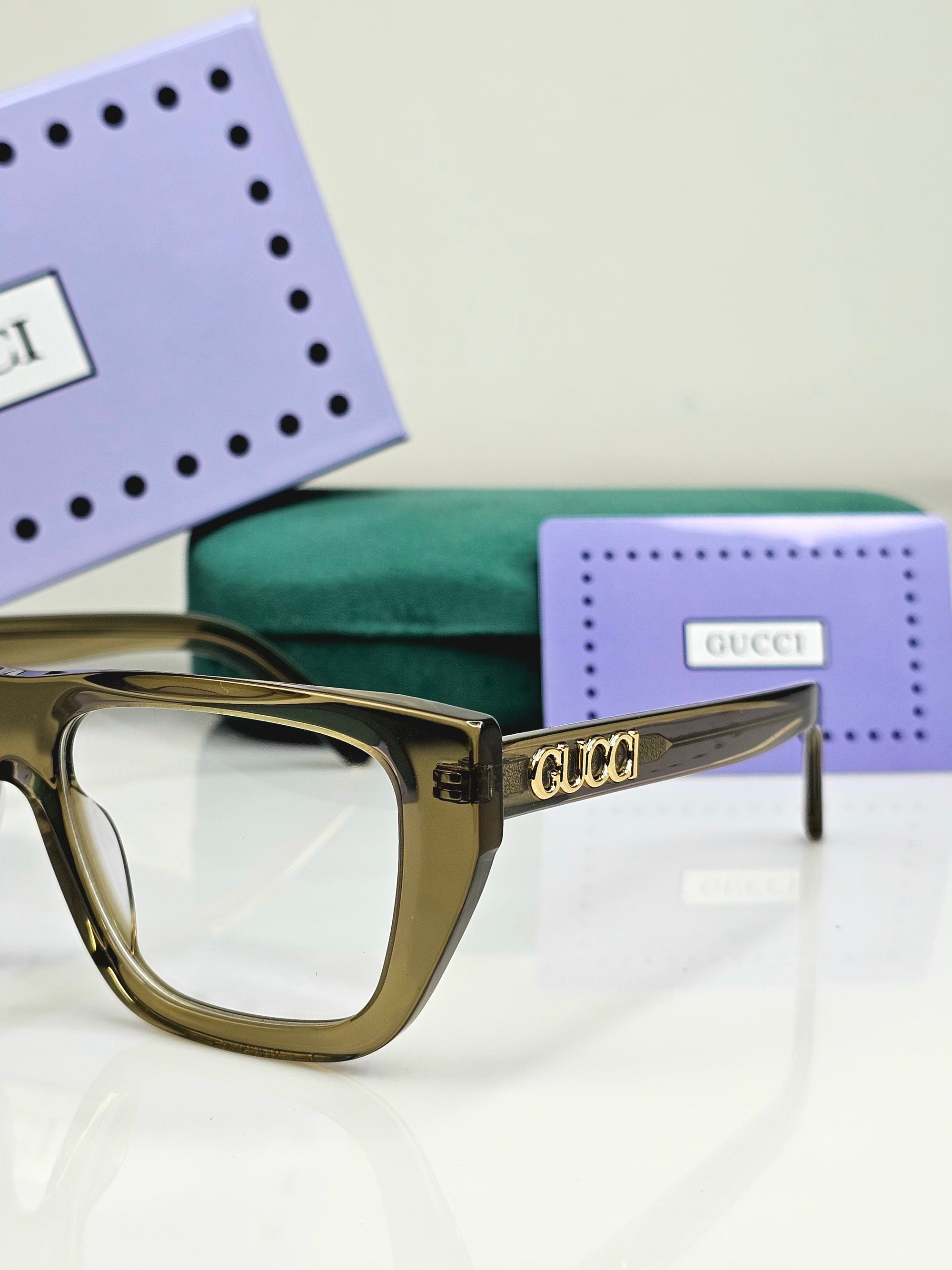 GUCCI EYEWEAR