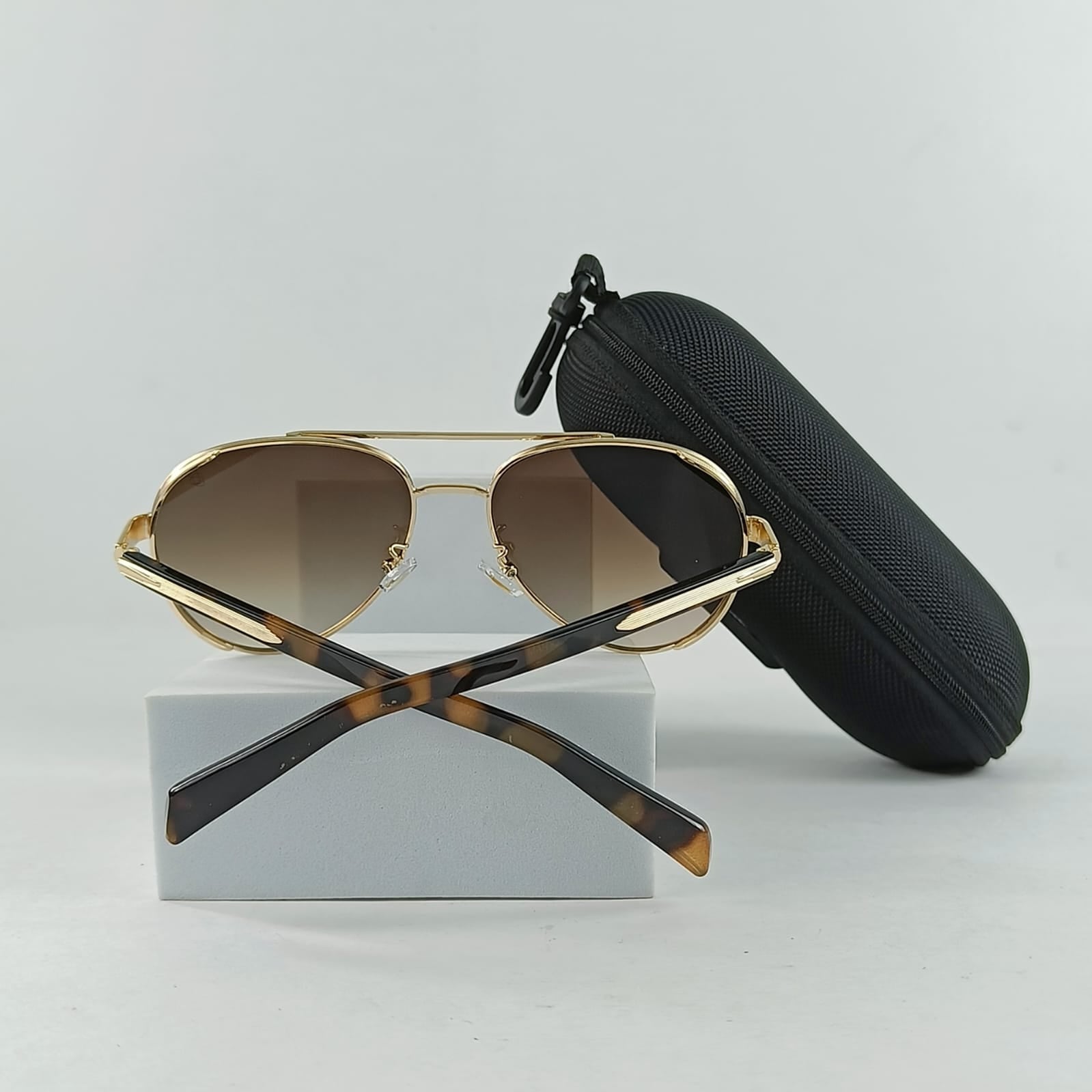 DAVID BECKHAM SUNGLASSES
