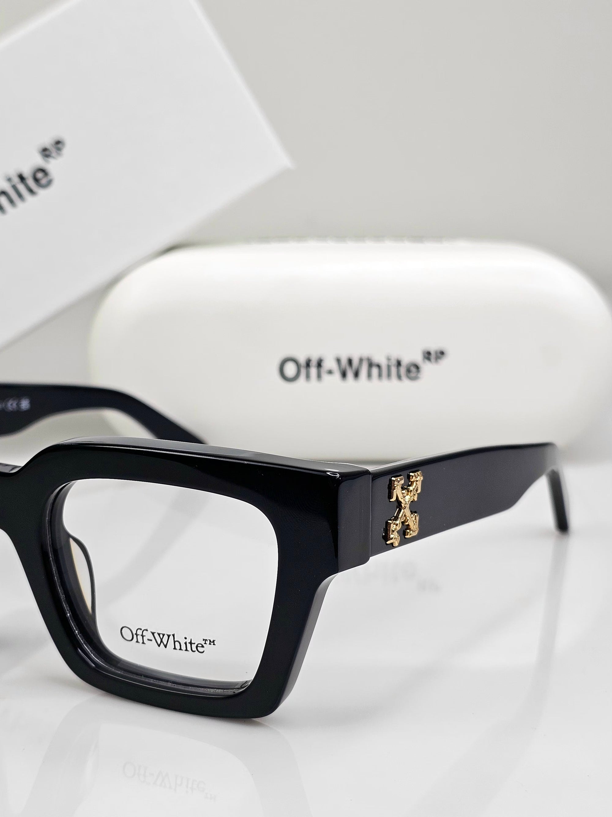 OFF WHITE LUXURY