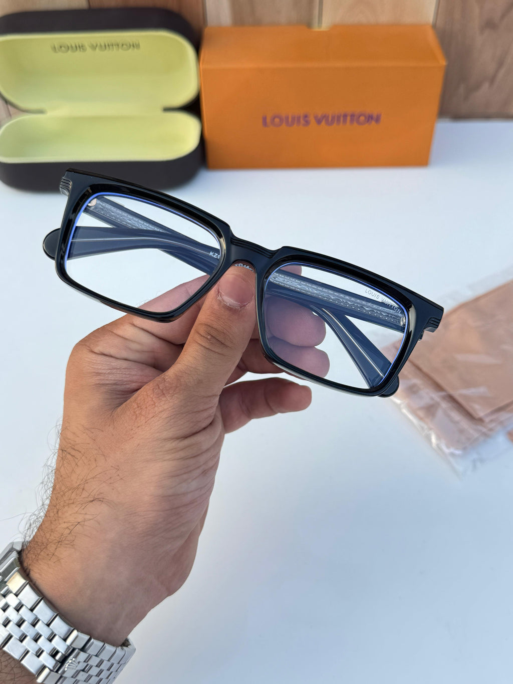 LOUIS VUITTON EYEWEAR