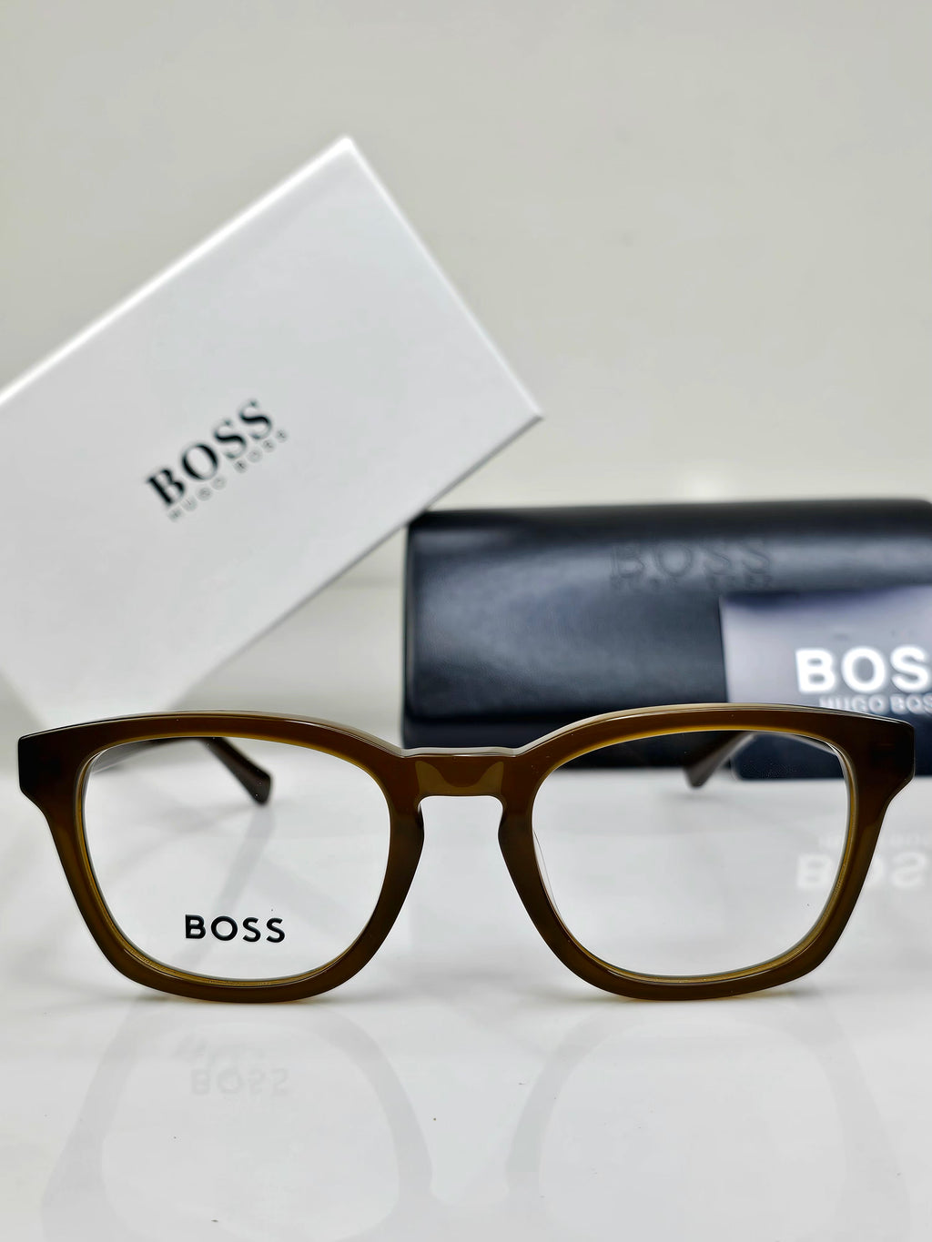 BOSS EYEWEAR