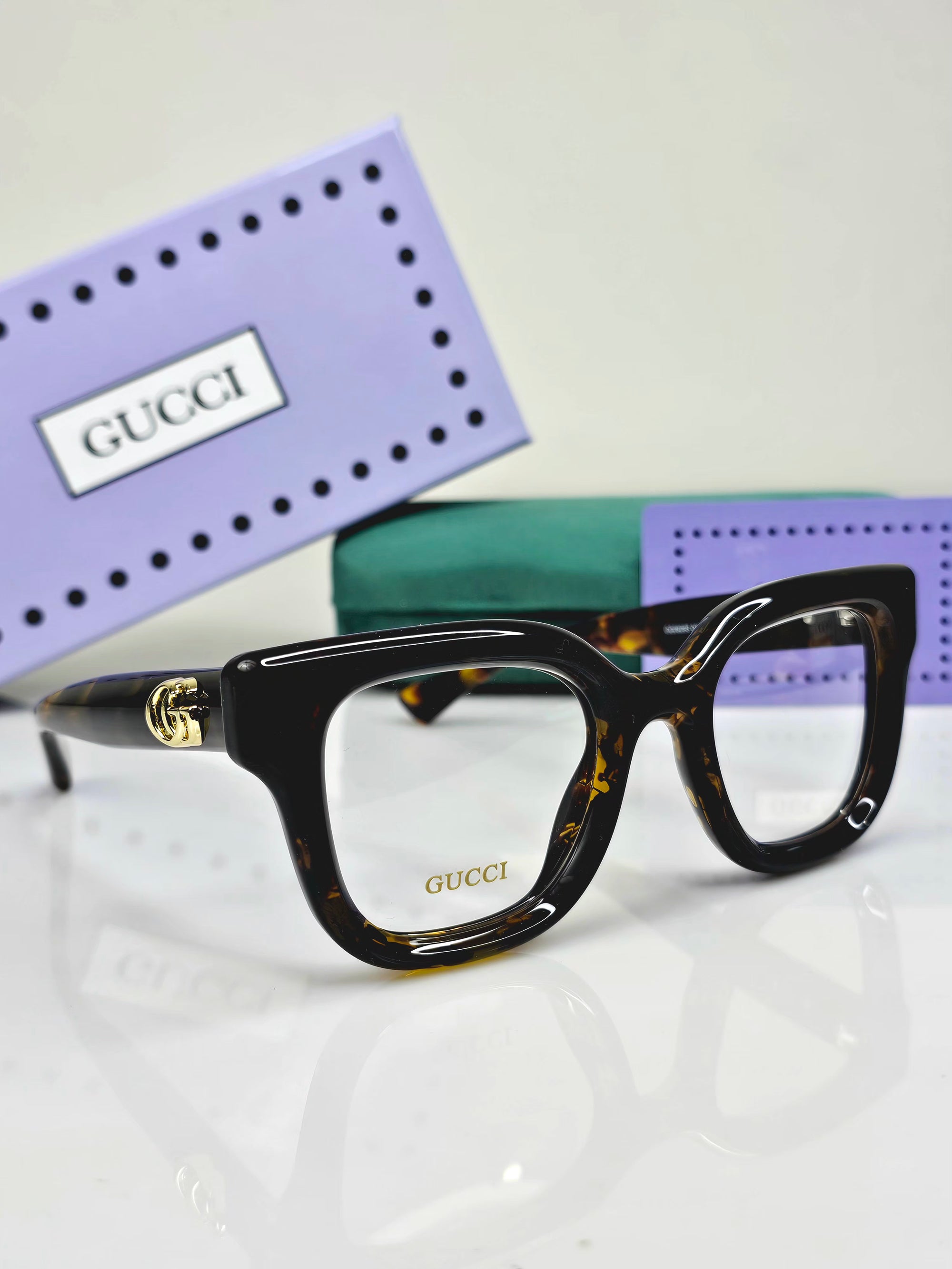 GUCCI EYEWEAR