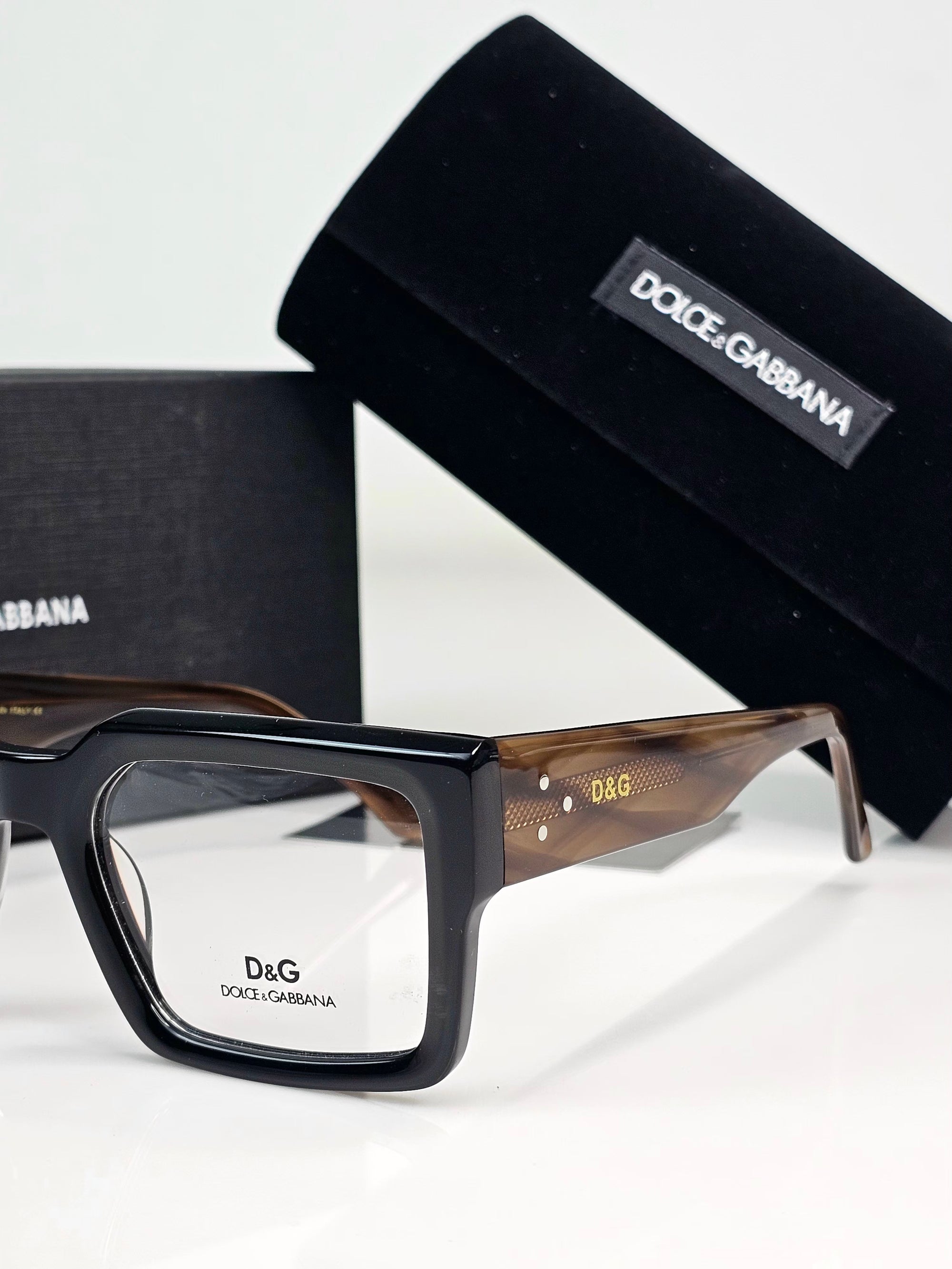 D & G EYEWEAR