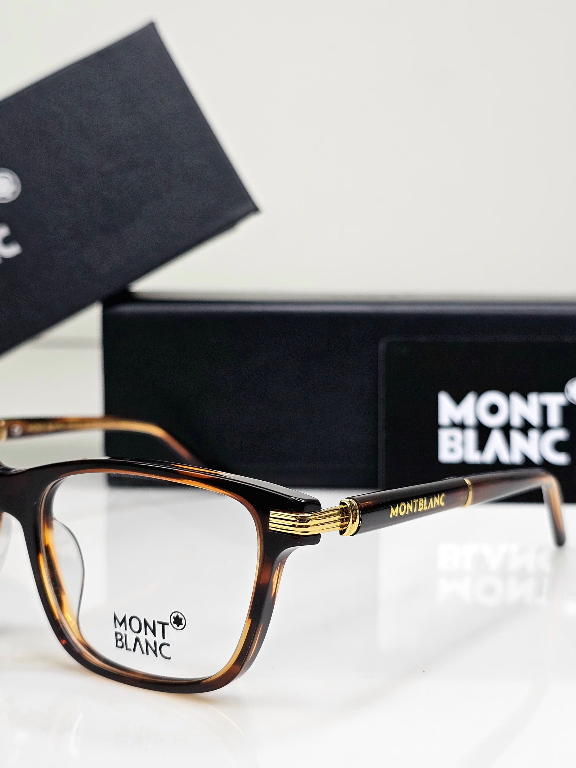 MB EYEWEAR