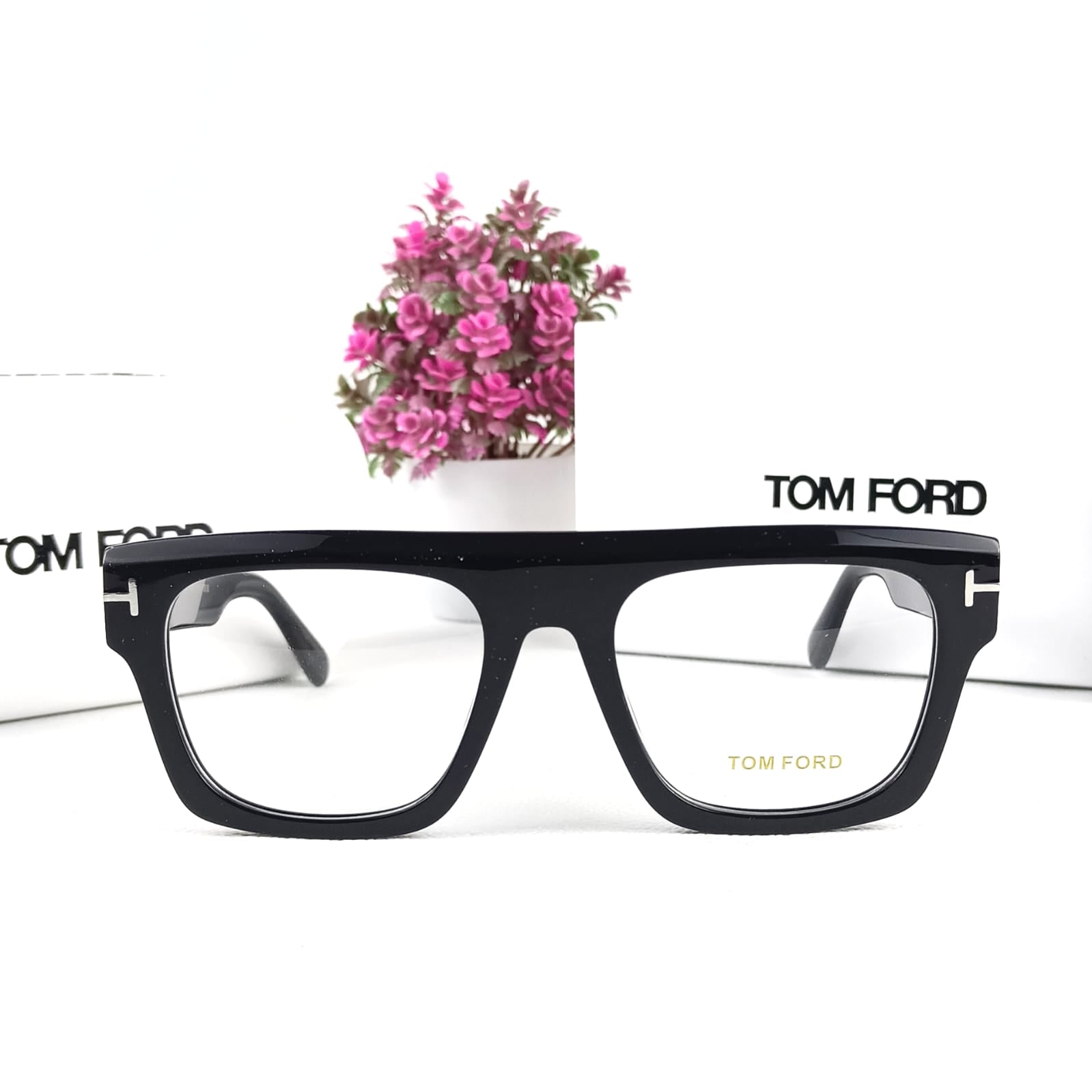 TOM FORD EYEWEAR