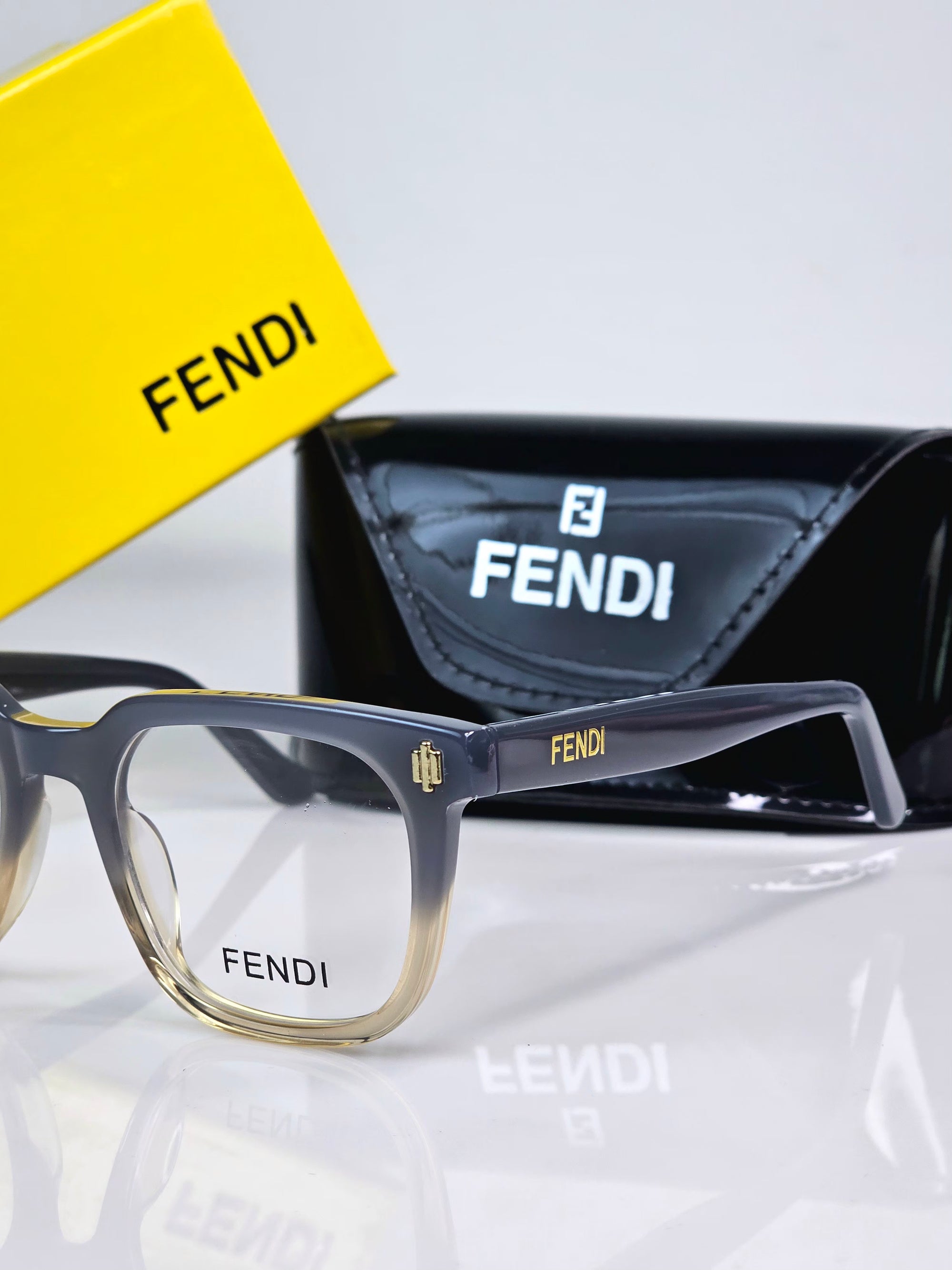 FENDI EYEWEAR