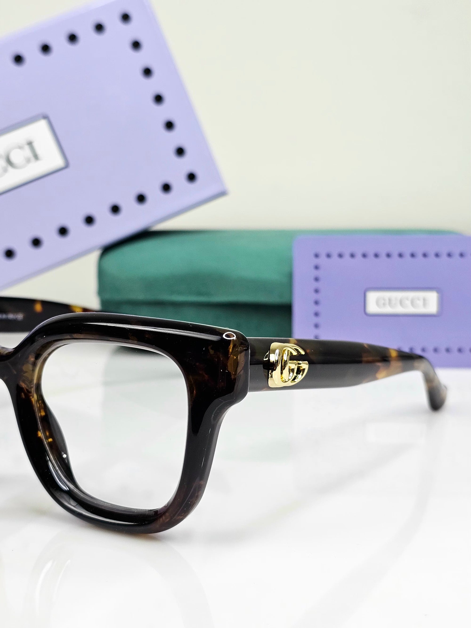 GUCCI EYEWEAR