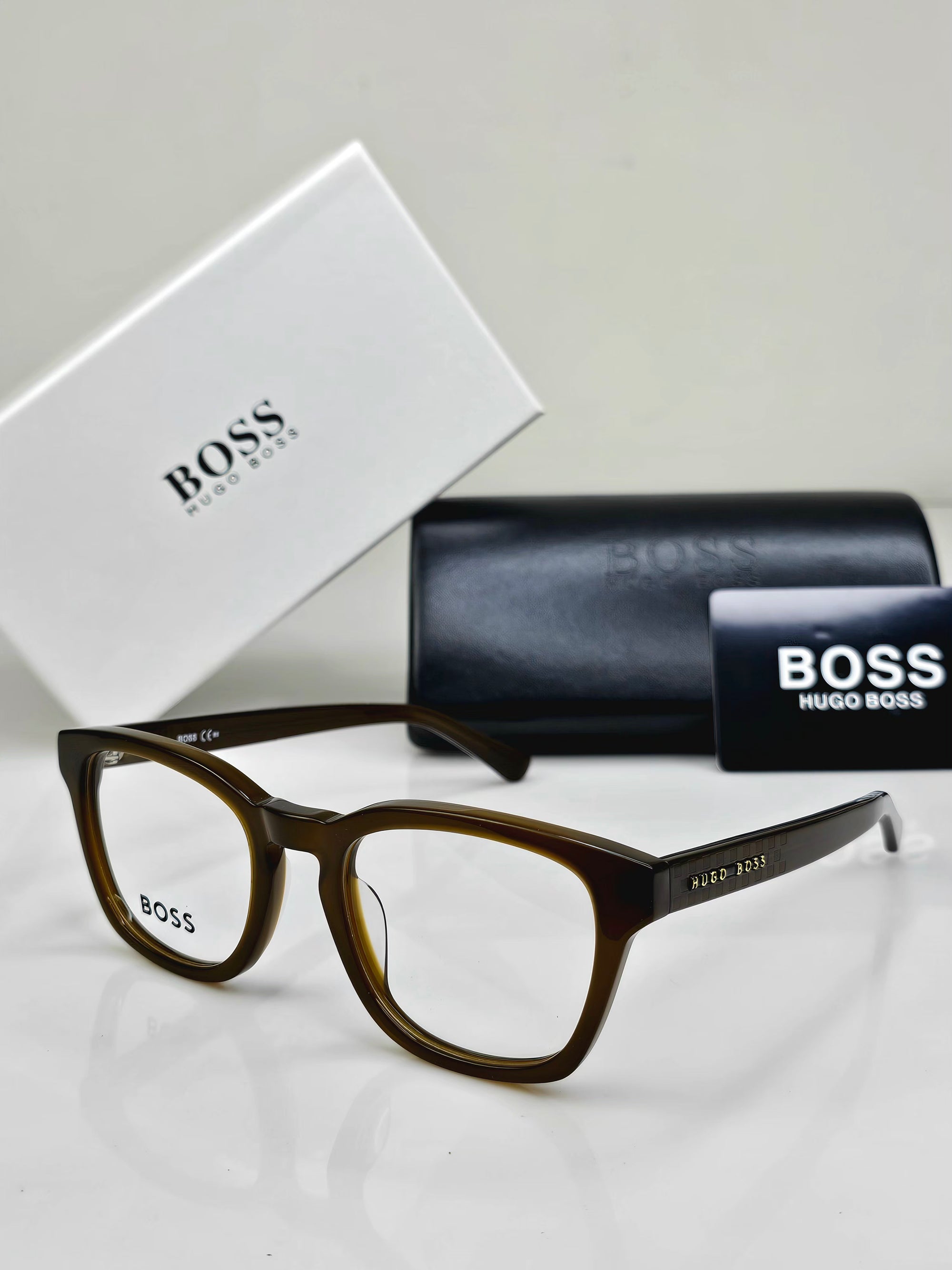 BOSS EYEWEAR