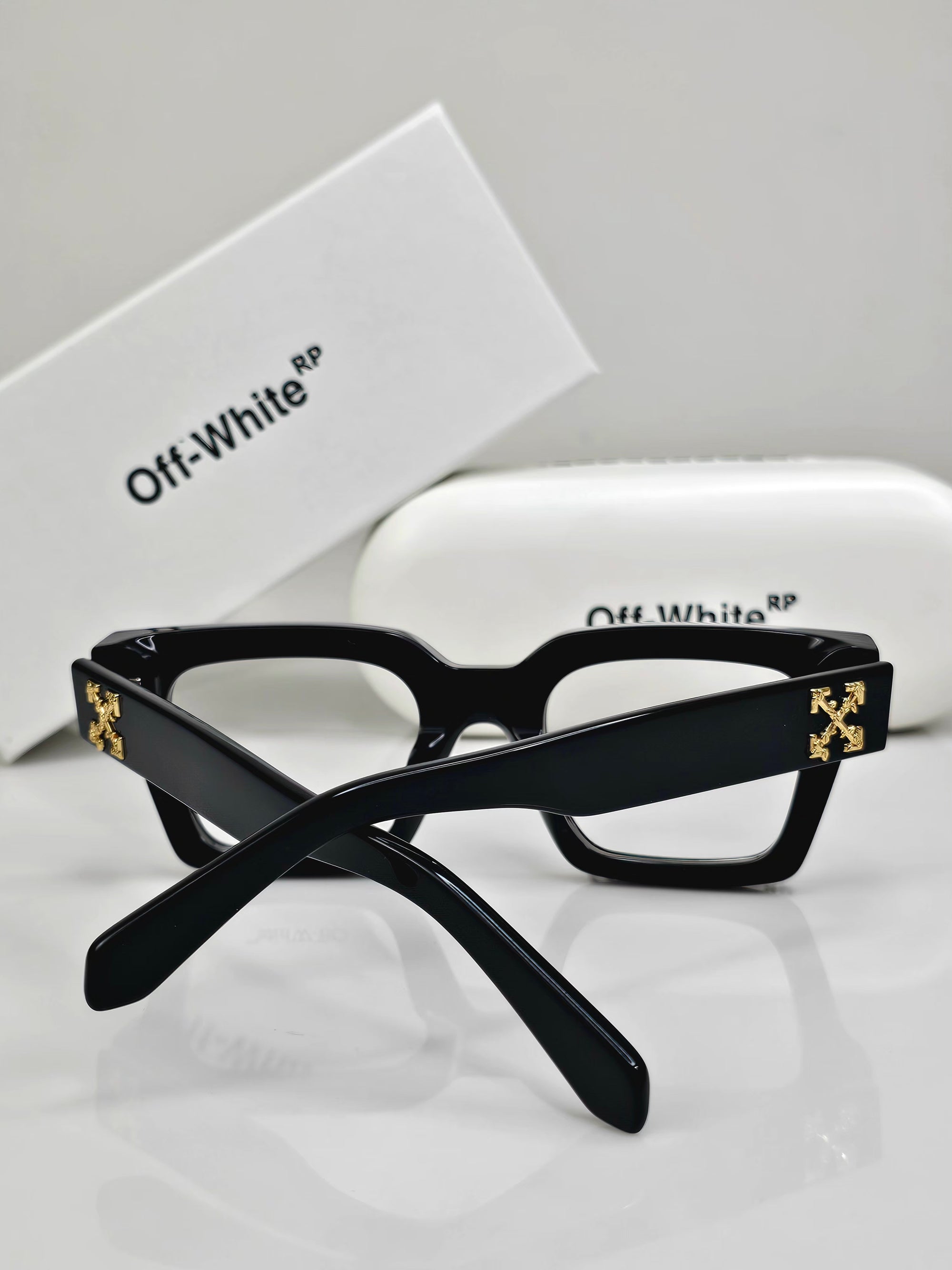 OFF WHITE LUXURY