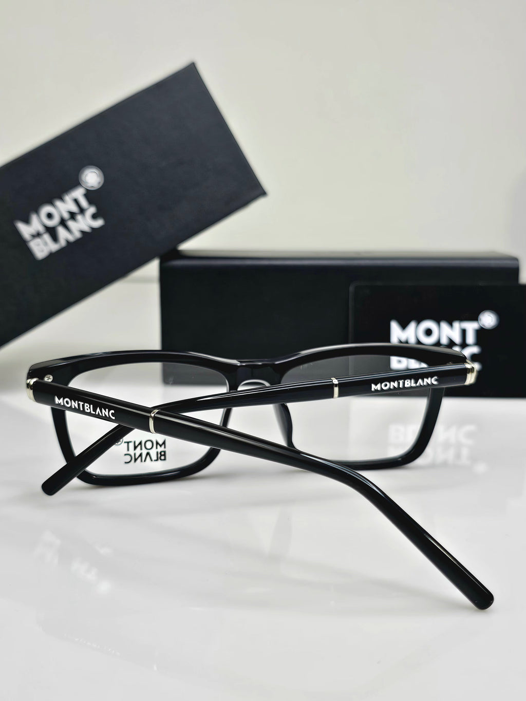 MB EYEWEAR