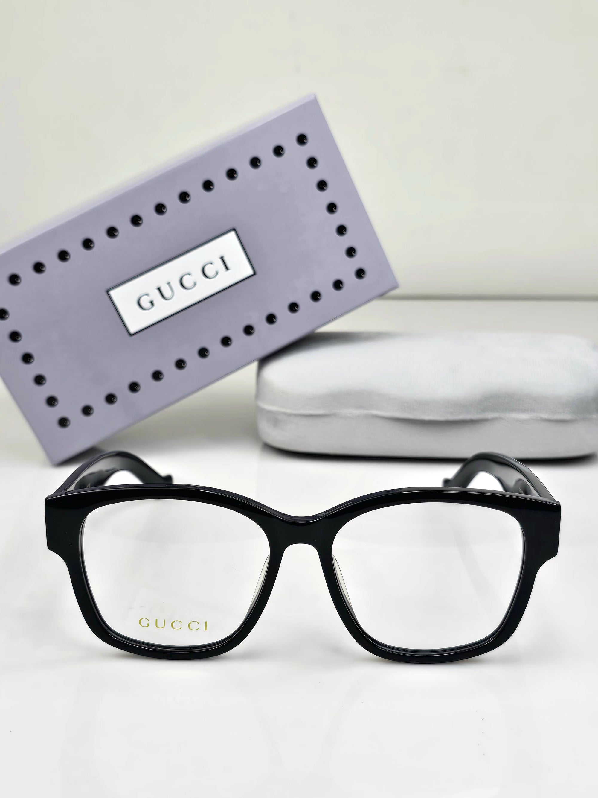GUCI EYEWEAR