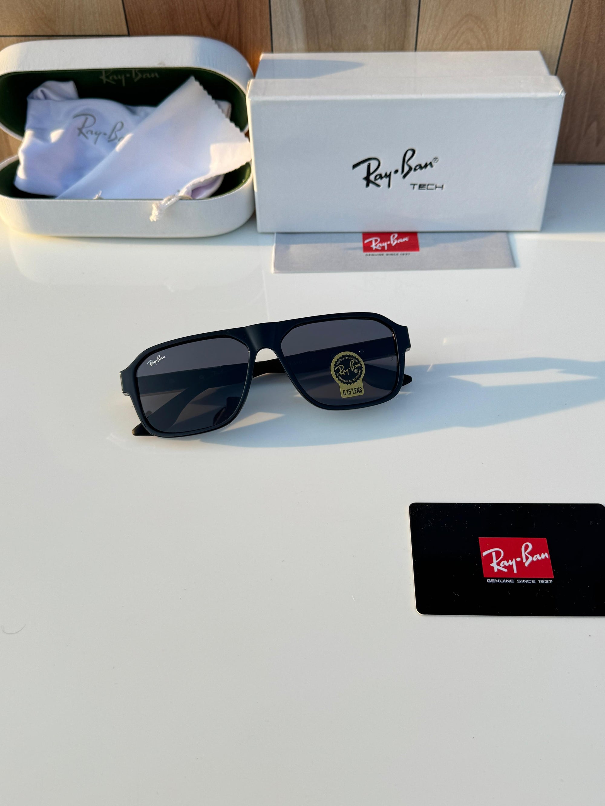 RAY BAN SUNGLASSES