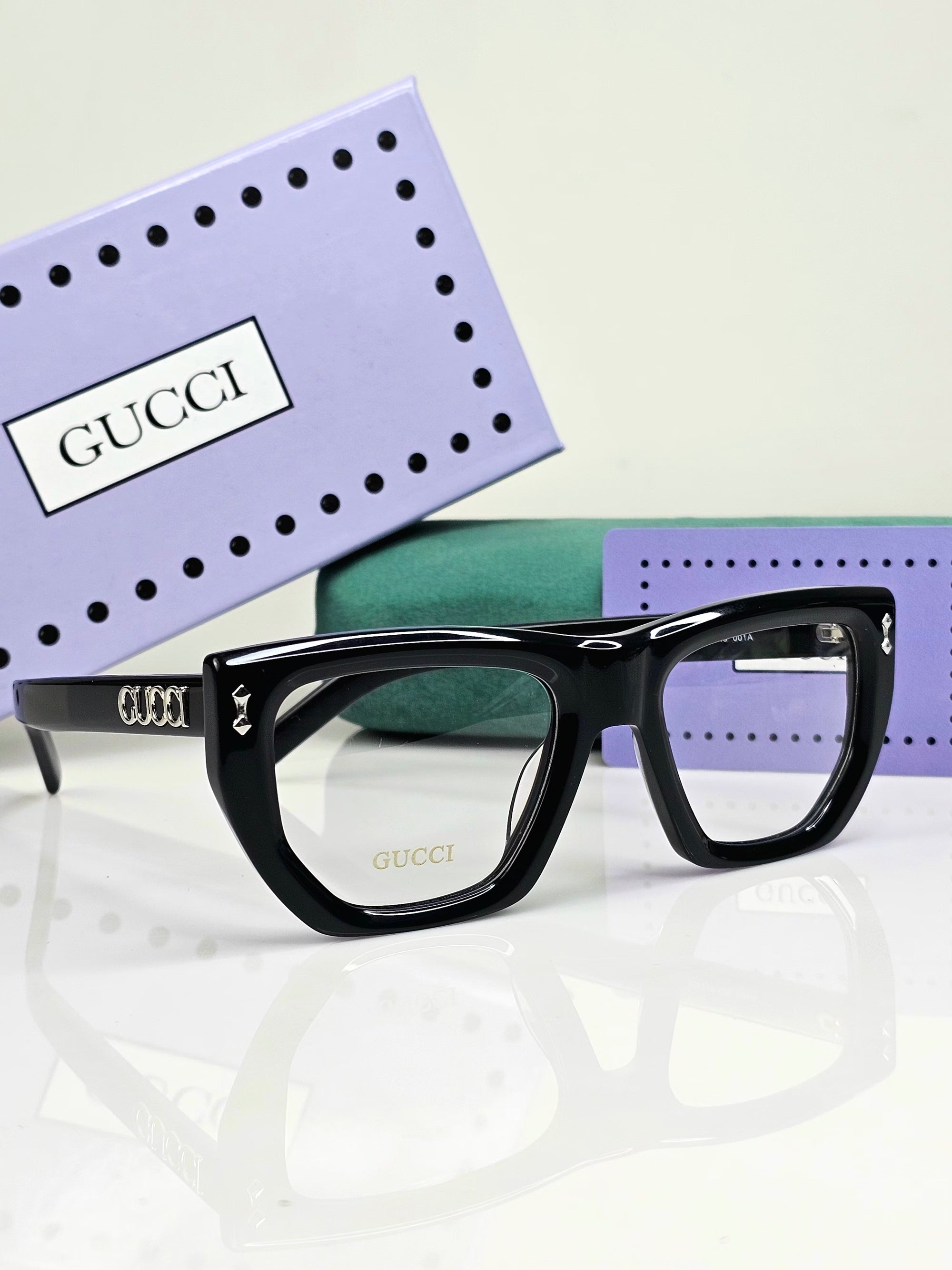 GUCCI LUXURY EYEWEAR