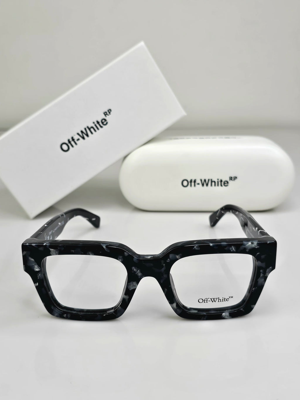 OFF WHITE LUXURY