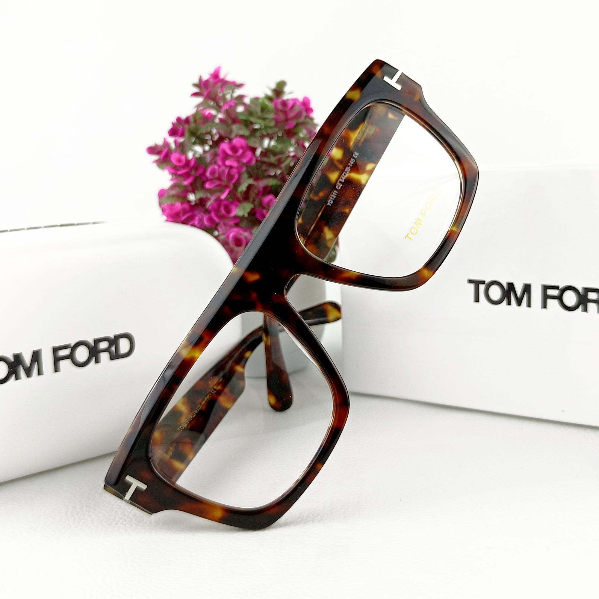 TOM FORD EYEWEAR