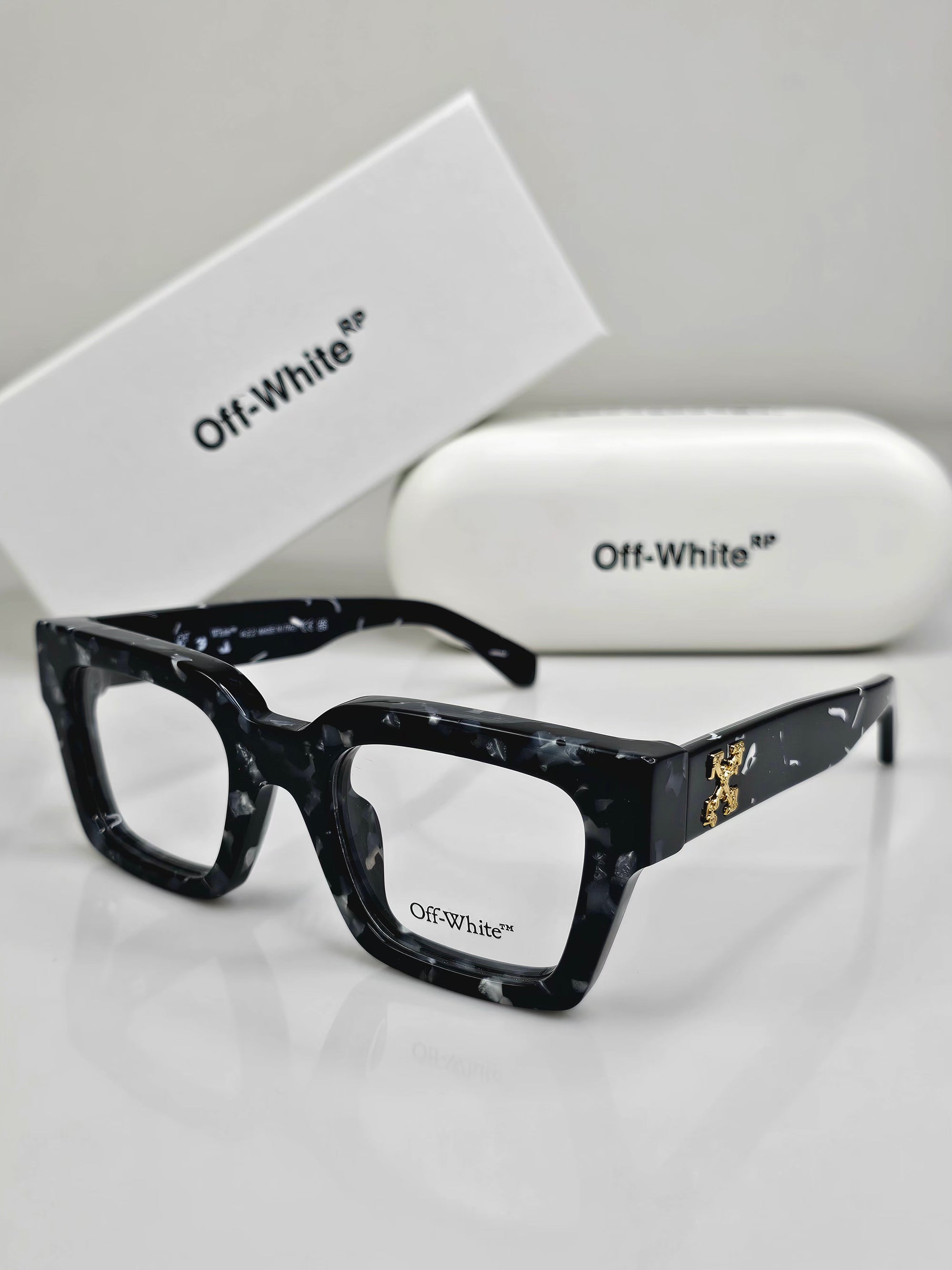OFF WHITE LUXURY